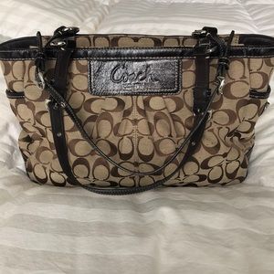 Coach Handbag - Signature Pleated Tote